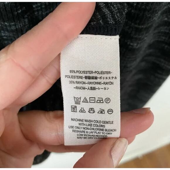 We The Free Stone Cold Split Back Turtleneck Tunic Small - Picture 8 of 8